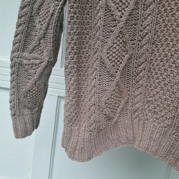 Chunky Cable Knit Vintage Sweater Hand Knitted S - Picture 9 of 11